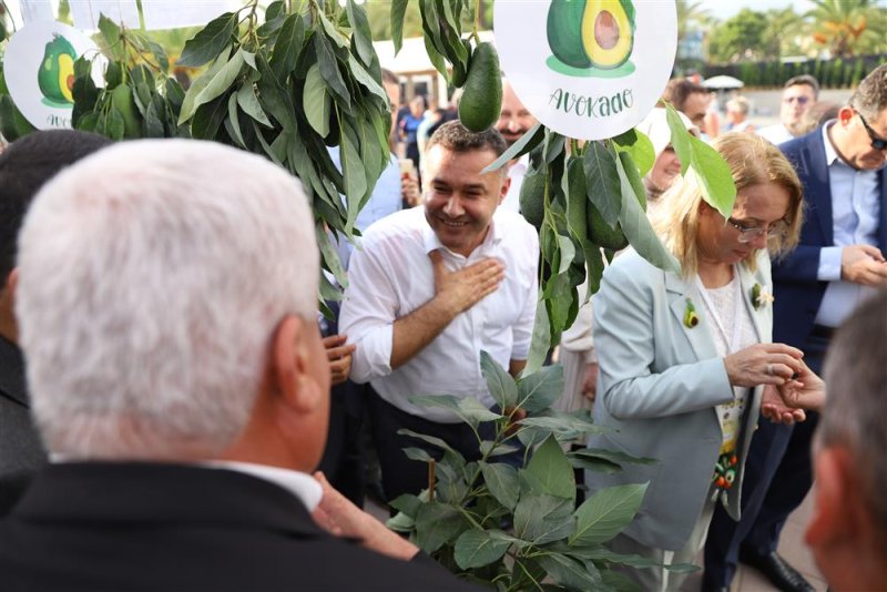 Alanya tropikal meyve festivali kapılarını açtı