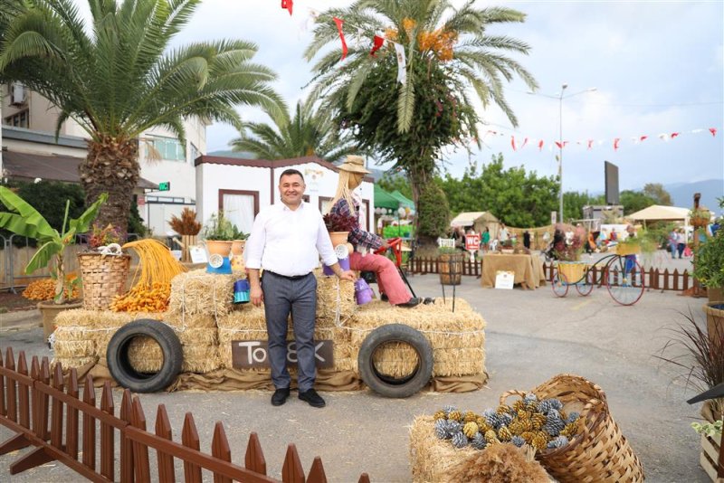 Alanya tropikal meyve festivali kapılarını açtı