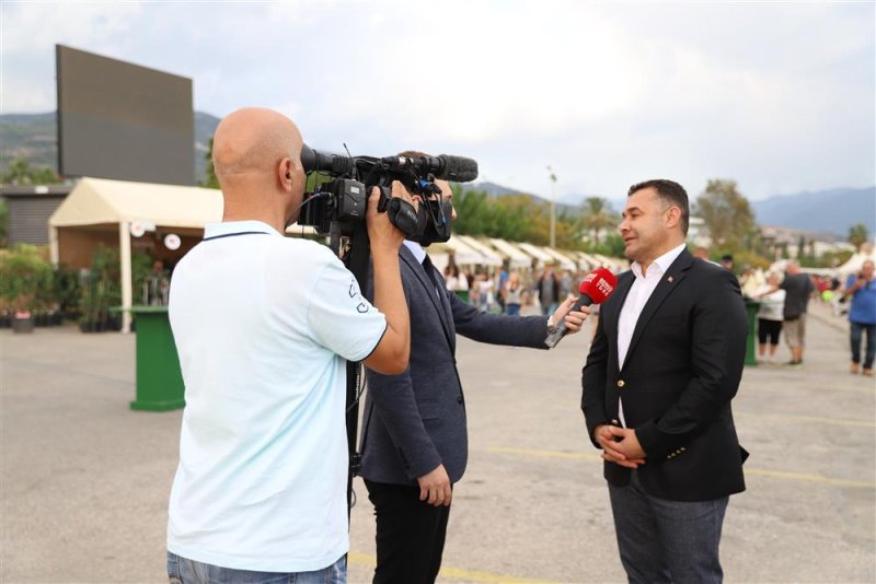 Alanya tropikal meyve festivali kapılarını açtı