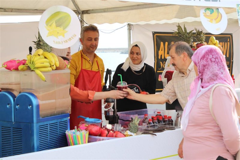 Alanya tropikal meyve festivali kapılarını açtı