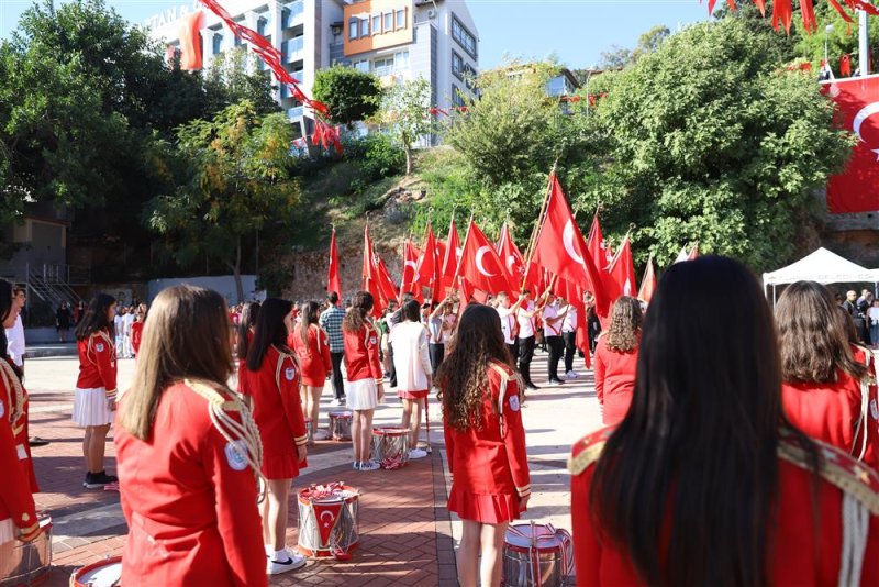 Cumhuriyetin 99. yılı coşkuyla kutlanıyor