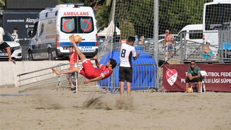 Türkiye plaj futbolu ligi süper finalleri başladı