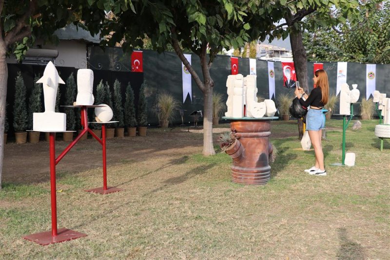 17. alanya uluslararası taş heykel sempozyumu sona erdi
