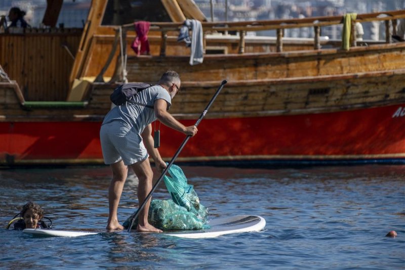 8. alanya dip temiz tertemiz etkinliği gerçekleştirildi