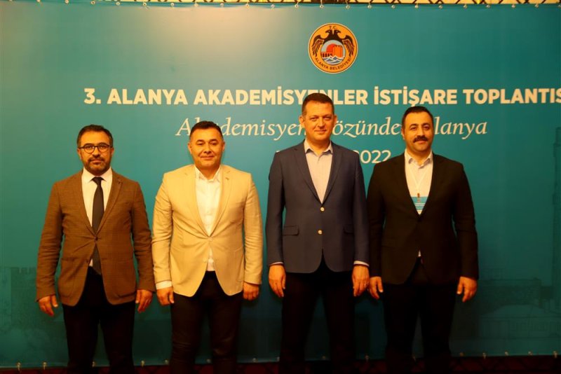 Alanya belediyesi akademisyenleri 3. kez buluşturdu