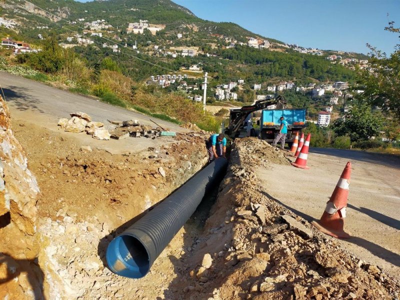 Alanya belediyesi alt yapı çalışmalarına son hız devam ediyor