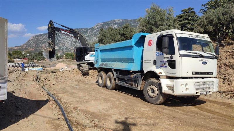 Alanya belediyesi alt yapı çalışmalarına son hız devam ediyor