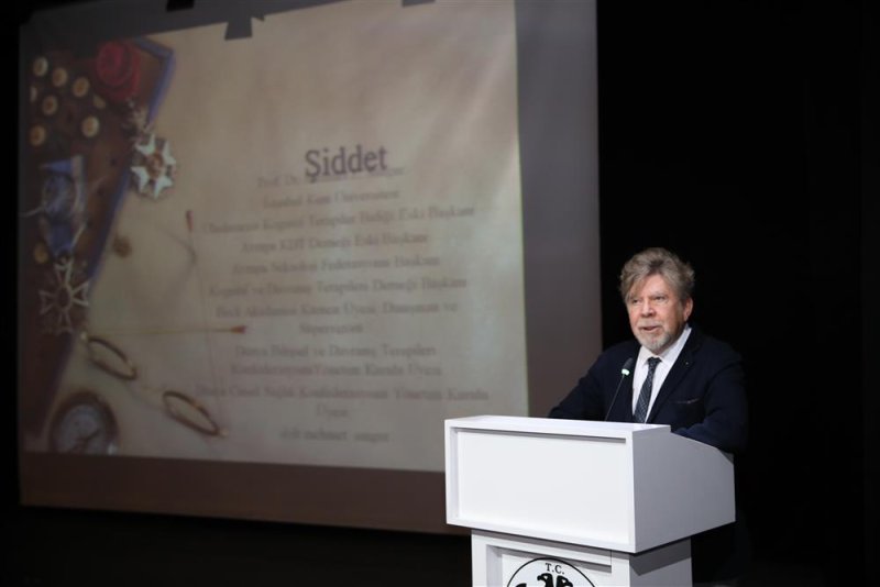 Alanya belediyesi’nden 25 kasım’a özel seminer ve sergi