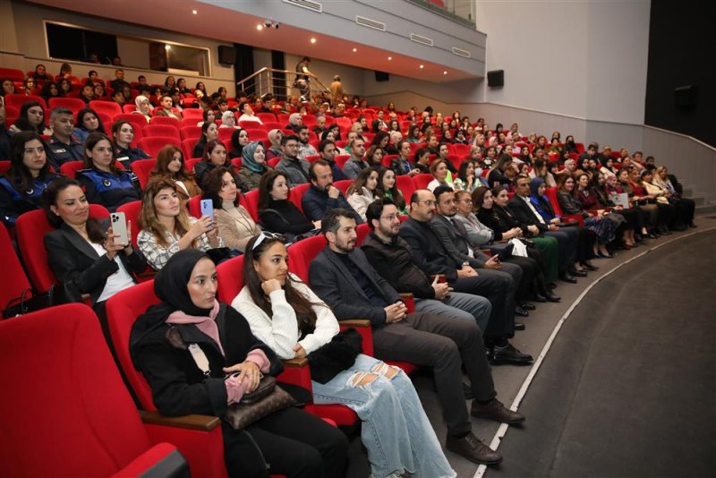 Alanya belediyesi’nden 25 kasım’a özel seminer ve sergi