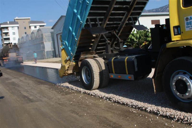 Alanya belediyesi'nin asfalt çalışmaları kargıcak mahallesi’nde devam ediyor