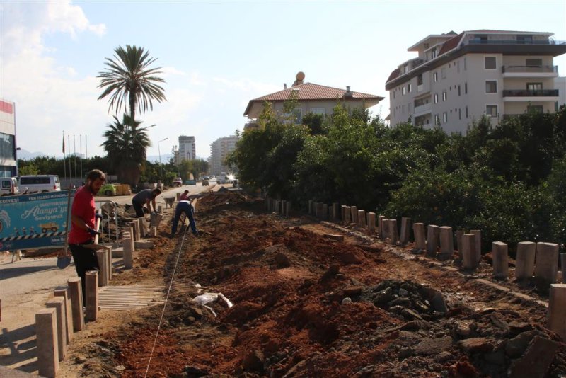 Kestel isa küçülmez caddesinde kaldırım çalışması başlatıldı