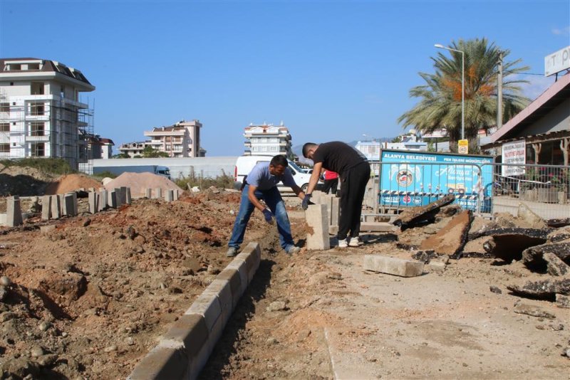 Kestel isa küçülmez caddesinde kaldırım çalışması başlatıldı