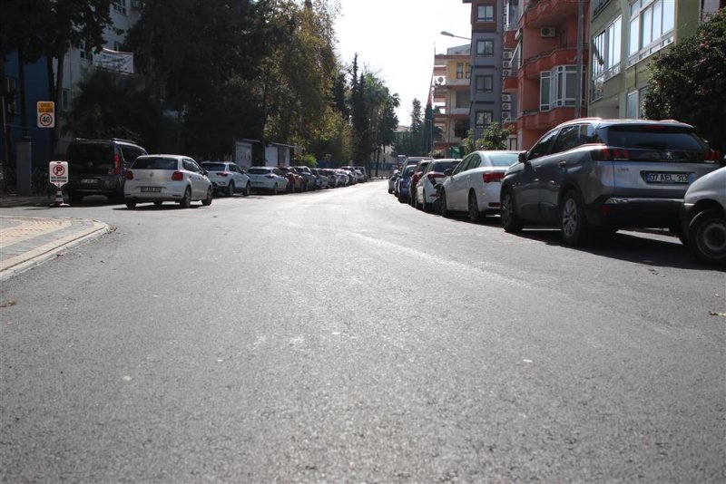 Kültür caddesi sil baştan yenilendi