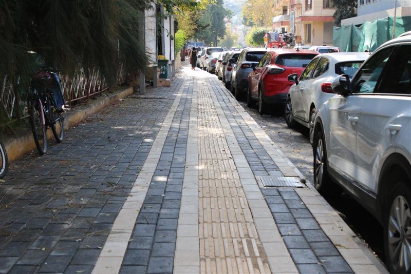 Kültür caddesi sil baştan yenilendi