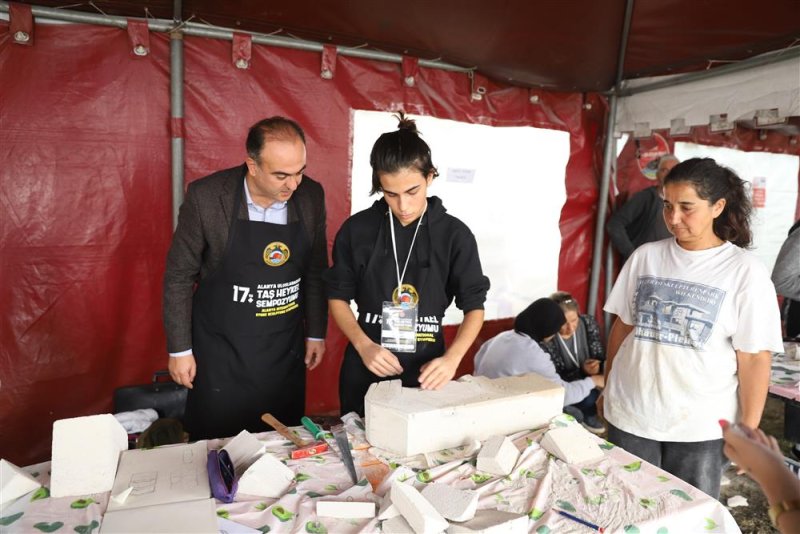 Türkler güzel sanatlar lisesi öğrencilerinden heykel sempozyumuna ziyaret