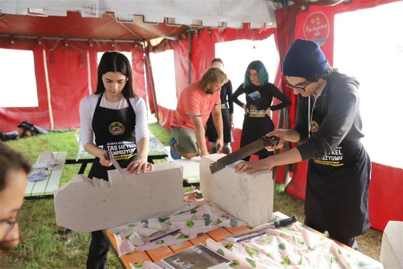 Türkler güzel sanatlar lisesi öğrencilerinden heykel sempozyumuna ziyaret