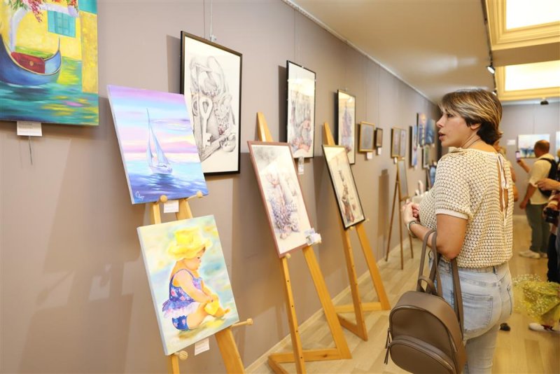 Uluslararası alanya sanat sergisi-art of alanya kültür merkezinde ziyarete açıldı