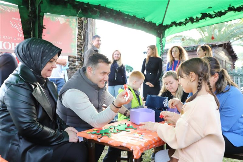12. alanya uluslararası yeni yıl pazarı rekor katılım ile gerçekleştirildi