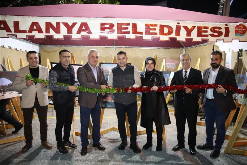 12. alanya uluslararası yeni yıl pazarı rekor katılım ile gerçekleştirildi