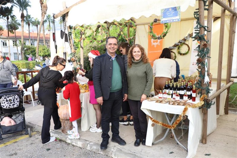12. alanya uluslararası yeni yıl pazarı rekor katılım ile gerçekleştirildi