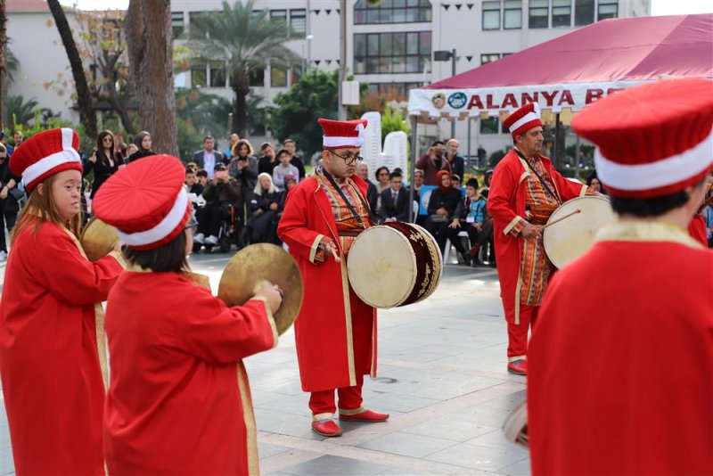 3 aralık dünya engelliler günü’ne özel sevgi yürüyüşü