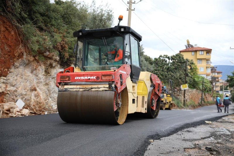 Alanya belediyesi alt ve üst yapı çalışmalarına devam ediyor