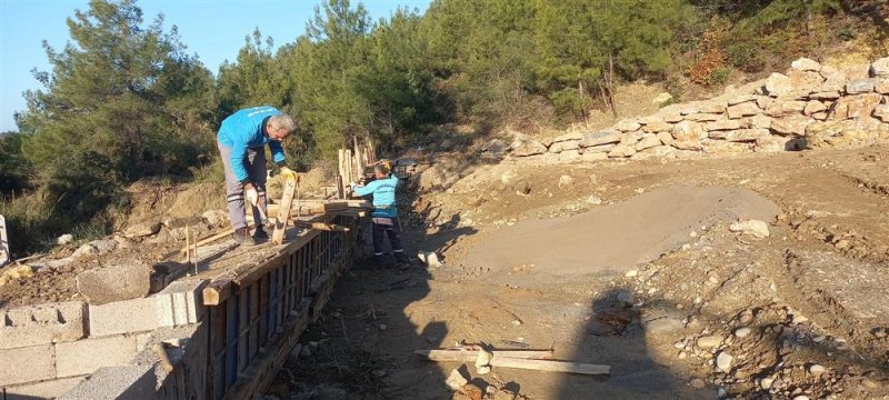 Alanya belediyesi alt ve üst yapı çalışmalarına devam ediyor