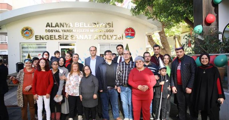 Alanya belediyesi’nden engelli bireyler için yılbaşı etkinliği