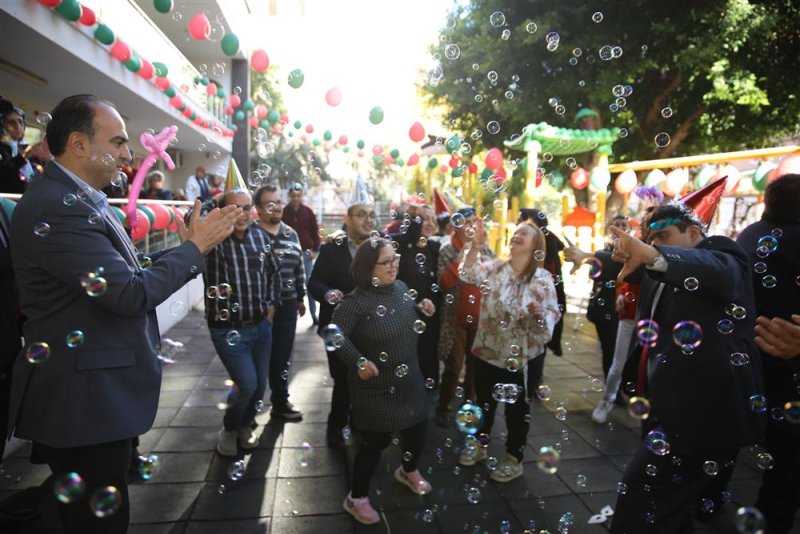 Alanya belediyesi’nden engelli bireyler için yılbaşı etkinliği