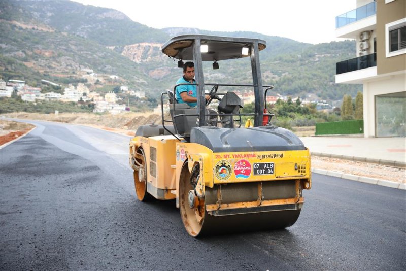 Başkan yücel mamadı yolunda incelemelerde bulundu “mamadı yolu ile kuzey alanya’nın trafik sorunu tarihe karışıyor”