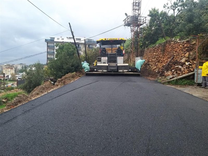 Eski antalya caddesi sil baştan yenileniyor