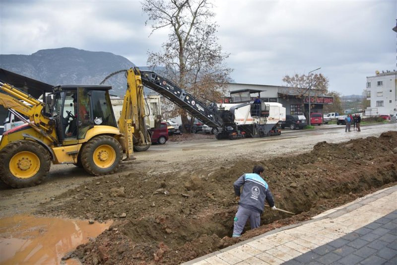 Kestel isa küçülmez caddesi yenileniyor