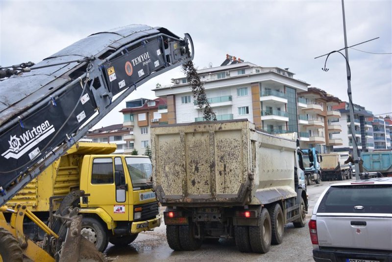 Kestel isa küçülmez caddesi yenileniyor