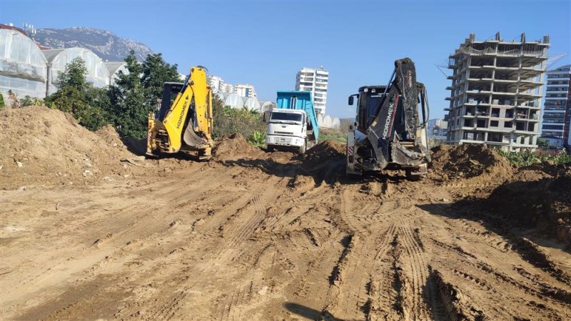 Alanya belediyesi’nden kırsal yollarında yoğun mesai