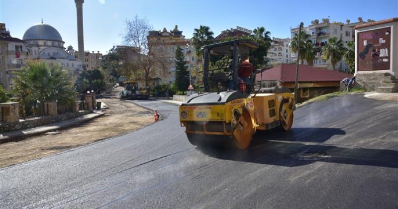 Hacet dere sokak yeni asfaltla buluştu