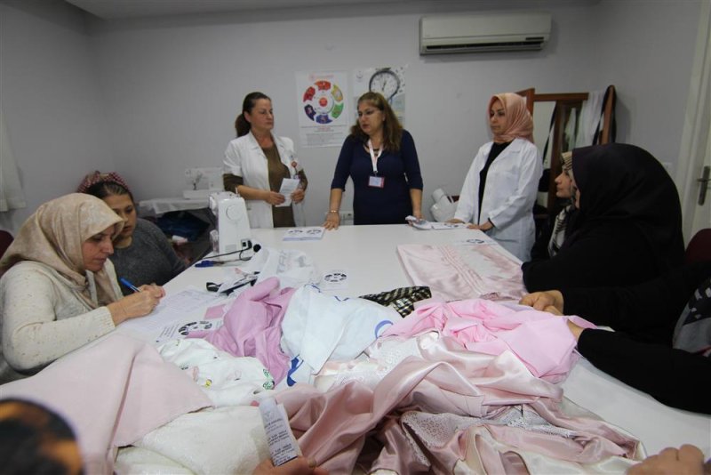 Konaklı el sanatları atölyesi’nde kanser semineri