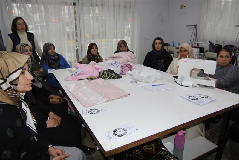 Konaklı el sanatları atölyesi’nde kanser semineri