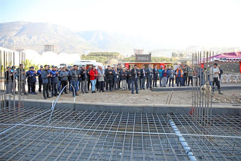 Mahmutlar hüsnü gönüllü sağlık ocağının temeli atıldı