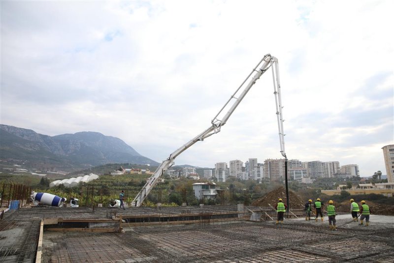 Mahmutlar kültür ve etüt merkezi hızla yükseliyor