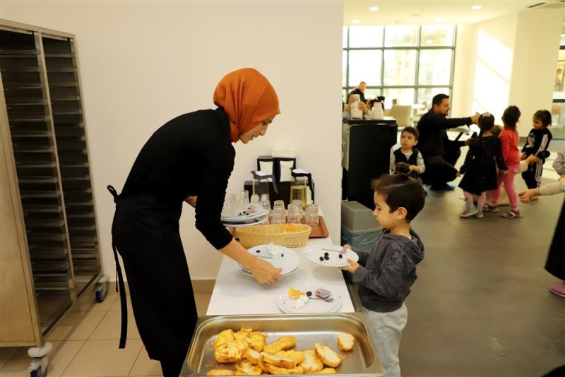 Oba rüya ipekten ve saadet çelik kreş ve çocuk akademisi’ne velilerden tam not