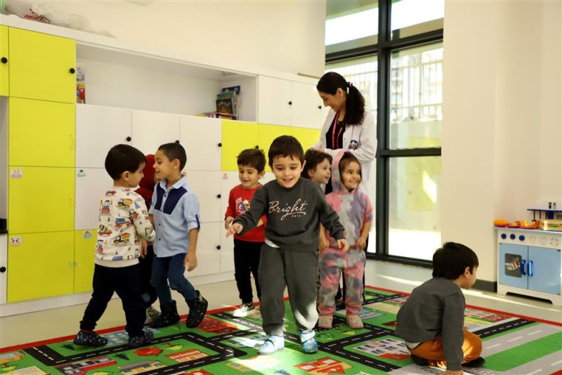 Oba rüya ipekten ve saadet çelik kreş ve çocuk akademisi’ne velilerden tam not