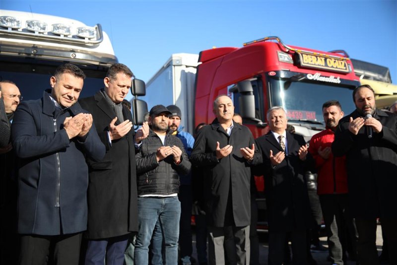 22 yardım tırı daha alanya’dan deprem bölgesine yola çıktı