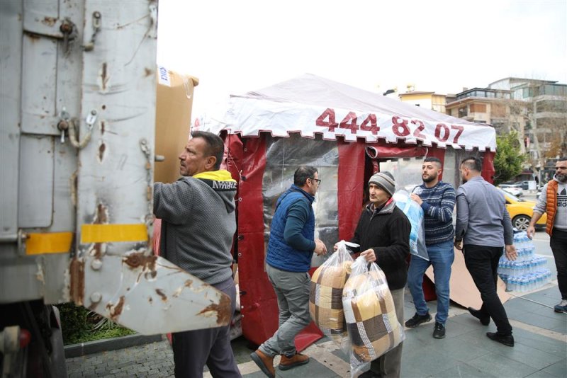 Alanya belediyesi’nde deprem seferberliği başkan yücel: “tüm gücümüzle yaraları saracağız”