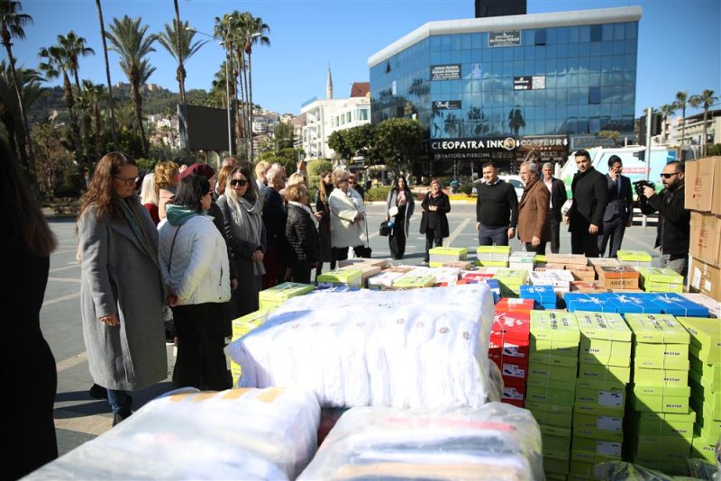 Alanya belediyesi yabancılar meclisi’nden depremzedelere yardım