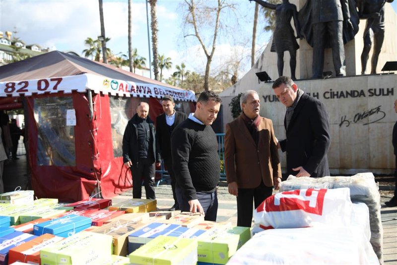 Alanya belediyesi yabancılar meclisi’nden depremzedelere yardım