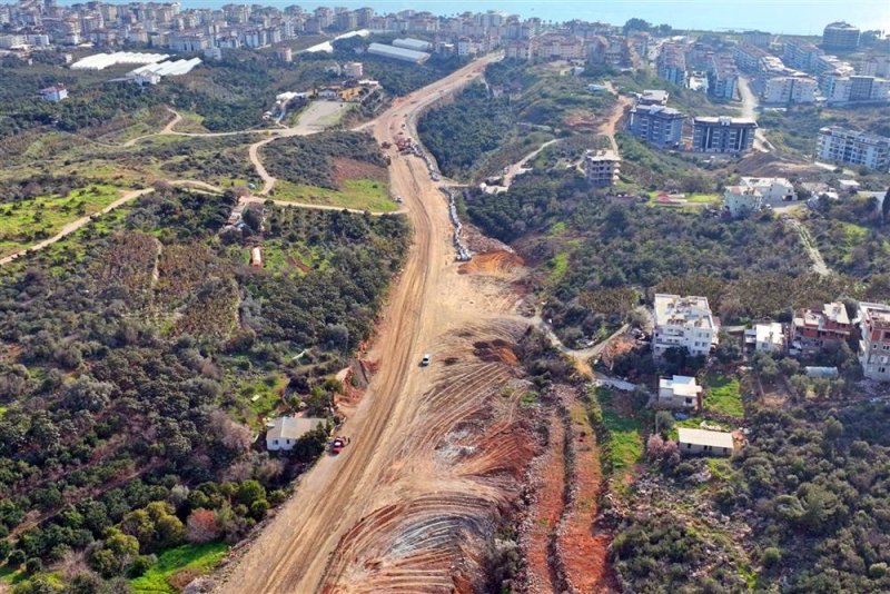 Kestel'de ulaşım çağ atlıyor başkan yücel: “kestel sahilden yeni çevre yoluna bağlanacak yeni üniversite yolu trafiği rahatlatacak”