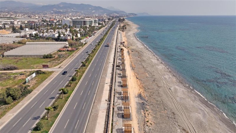 Türkler-payallar-konaklı arası 4 km’lik sahil düzenleme çalışmasında sona gelindi başkan yücel: “yaz sezonunda hizmete açacağız”