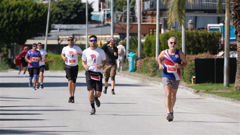 23. alanya atatürk halk koşusu ve yarı maratonu tamamlandı