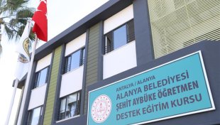 Alanya belediyesi’den üniversiteye hazırlanan depremzede öğrencilere ücretsiz etüt desteği