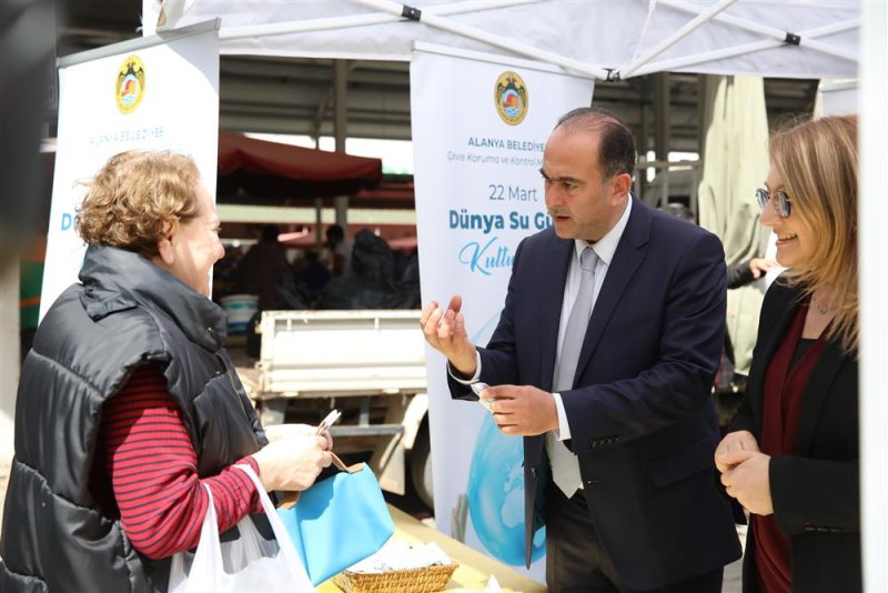 Alanya belediyesi dünya su günü’nde perlatör dağıtarak su tasarrufuna dikkat çekti